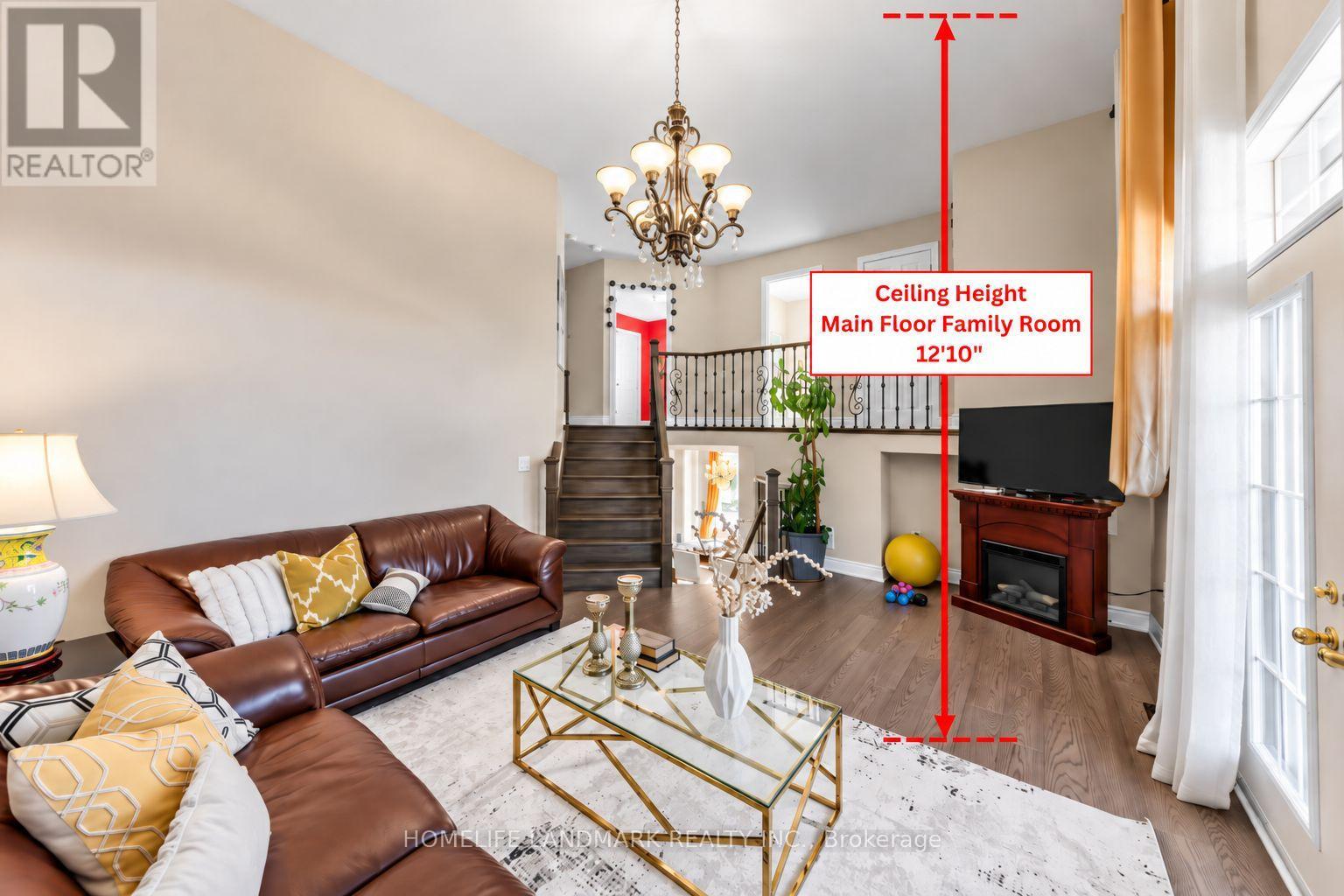 72 VANDERVOORT DRIVE - 39