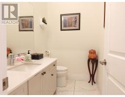 211 Hillsview Drive, Richmond Hill, ON L4C4L8 Photo 18