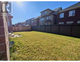 211 Hillsview Drive, Richmond Hill, ON L4C4L8 Photo 19