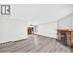 Laundry room - 947 Maitland Way Ne, Calgary, AB T2A5M8 Photo 14