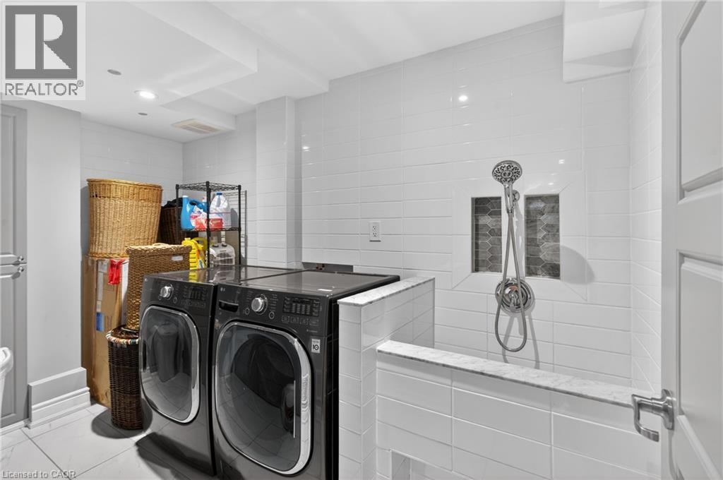 77 MCMICHAEL Avenue - Image 33