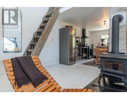 7 Pearl Street, Yarmouth, NS B5A3M4 Photo 19