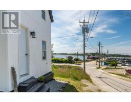7 Pearl Street, Yarmouth, NS B5A3M4 Photo 33