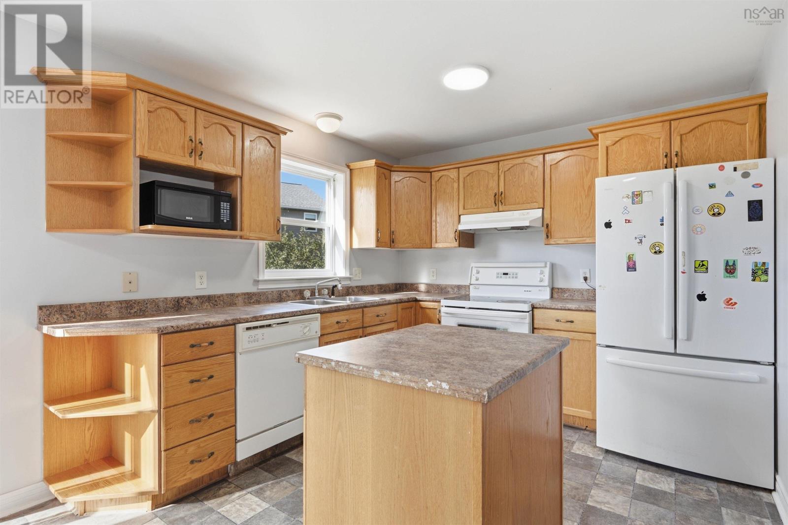 113 Feruz Crescent - 12
