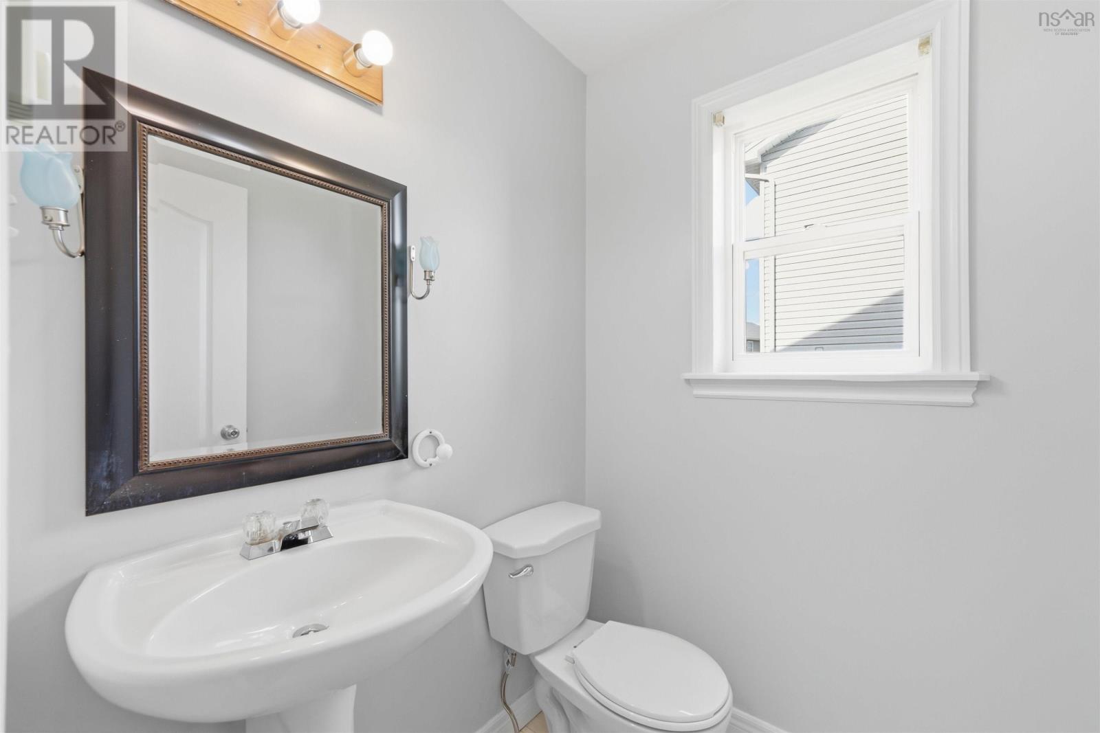 113 Feruz Crescent - Image 10