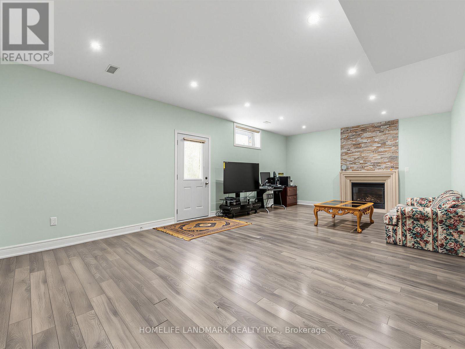 9A Anglin Drive, Richmond Hill, ON photo 34