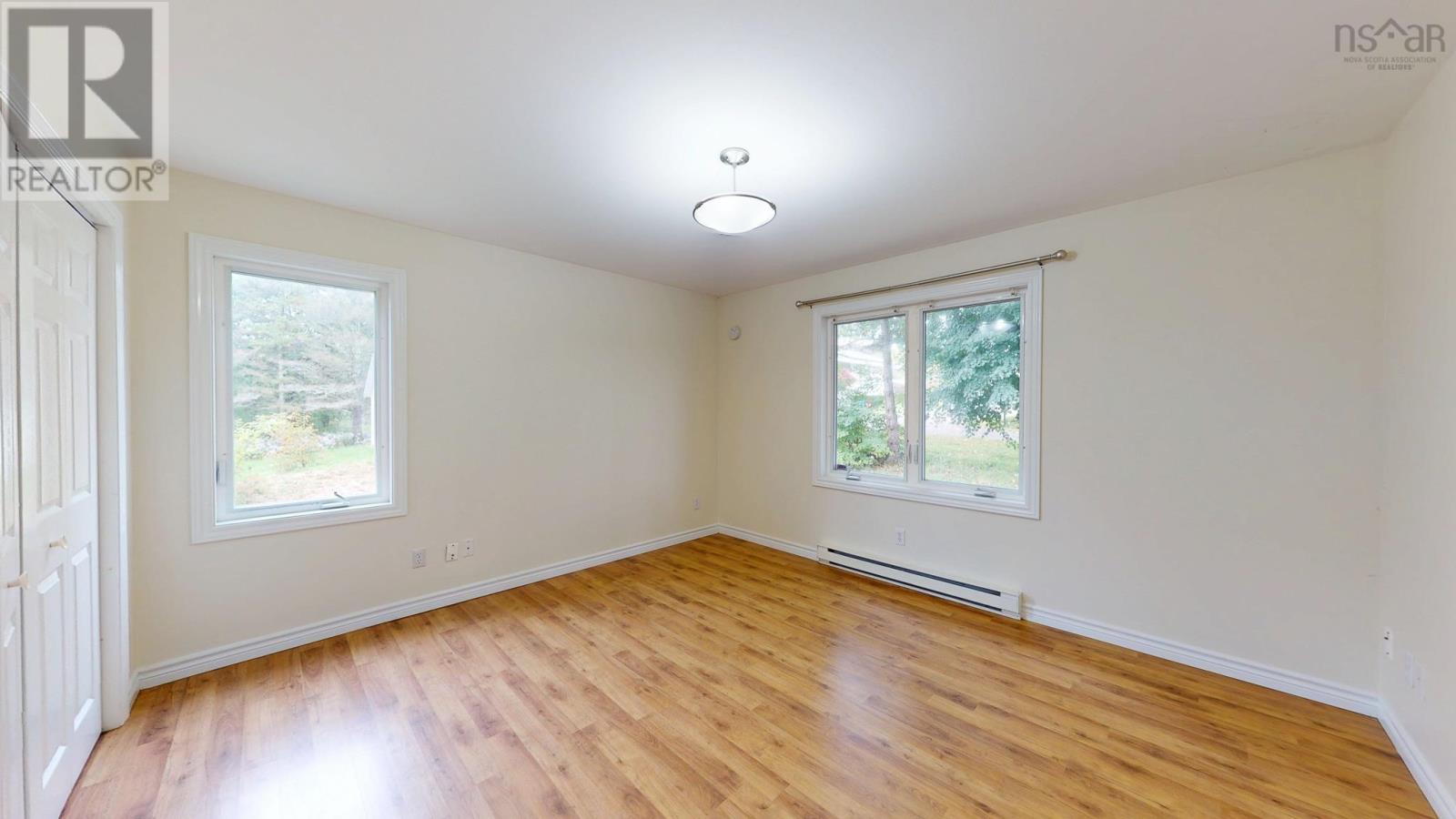9517 Commercial Street - Image 41