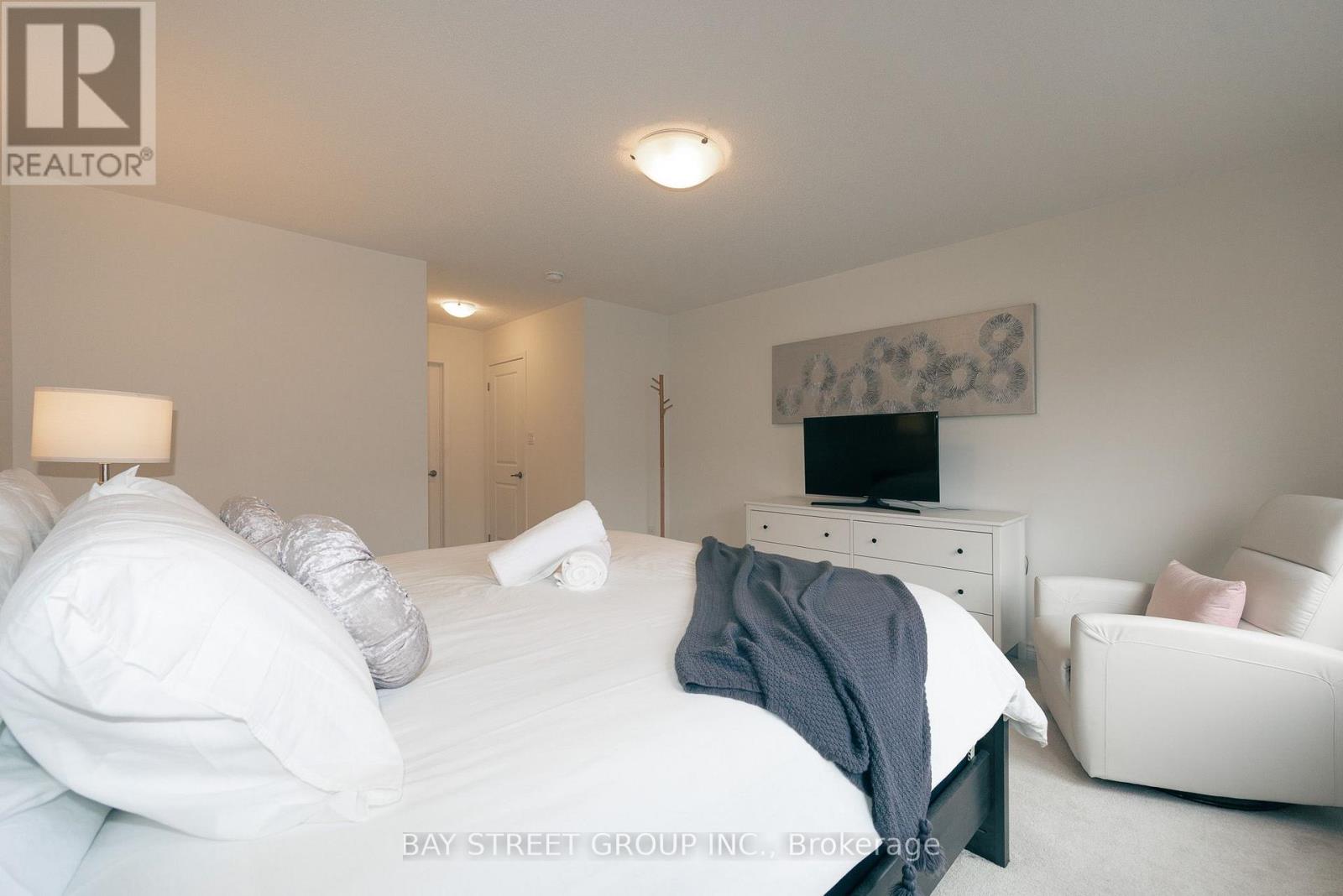 164 BEAVERIDGE AVENUE - 20