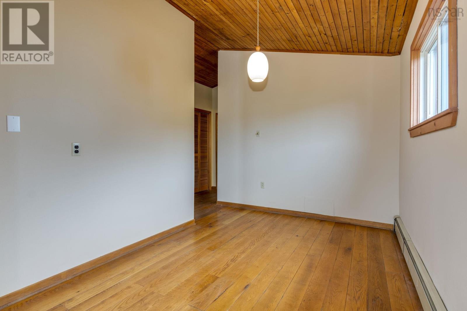6980 Cook Avenue - Image 8