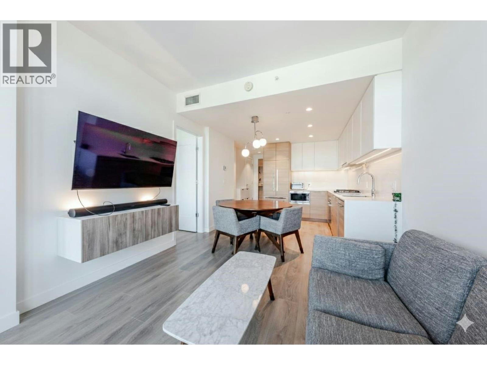 808 1045 AUSTIN AVENUE, Coquitlam - Image 1
