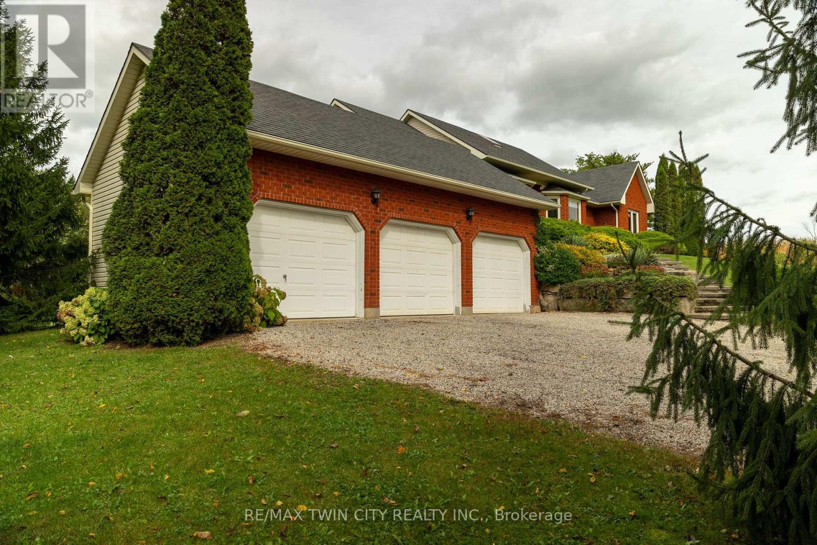 288 THIRTEENTH CONC. Road, Brant, ON photo 14