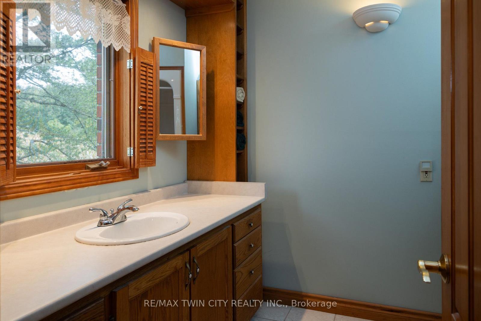 288 THIRTEENTH CONC. Road, Brant, ON photo 33