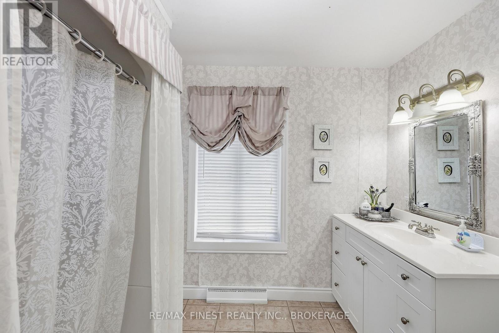 18 STORMONT AVENUE - Image 22