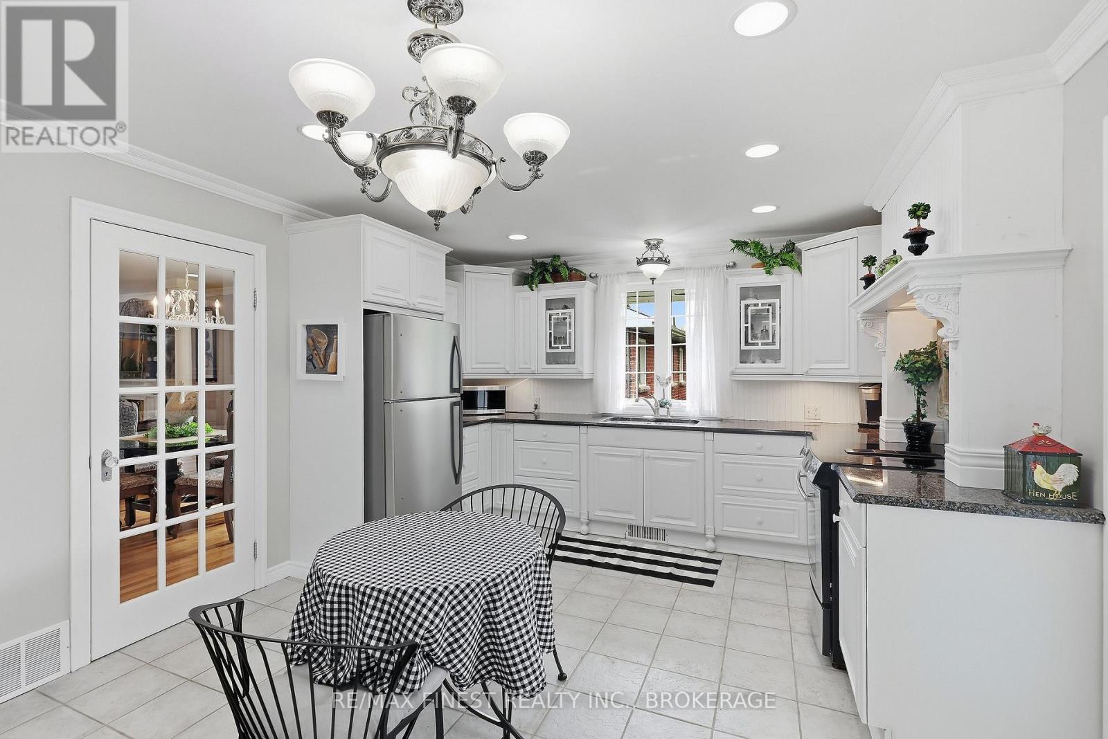 18 STORMONT AVENUE - Image 12