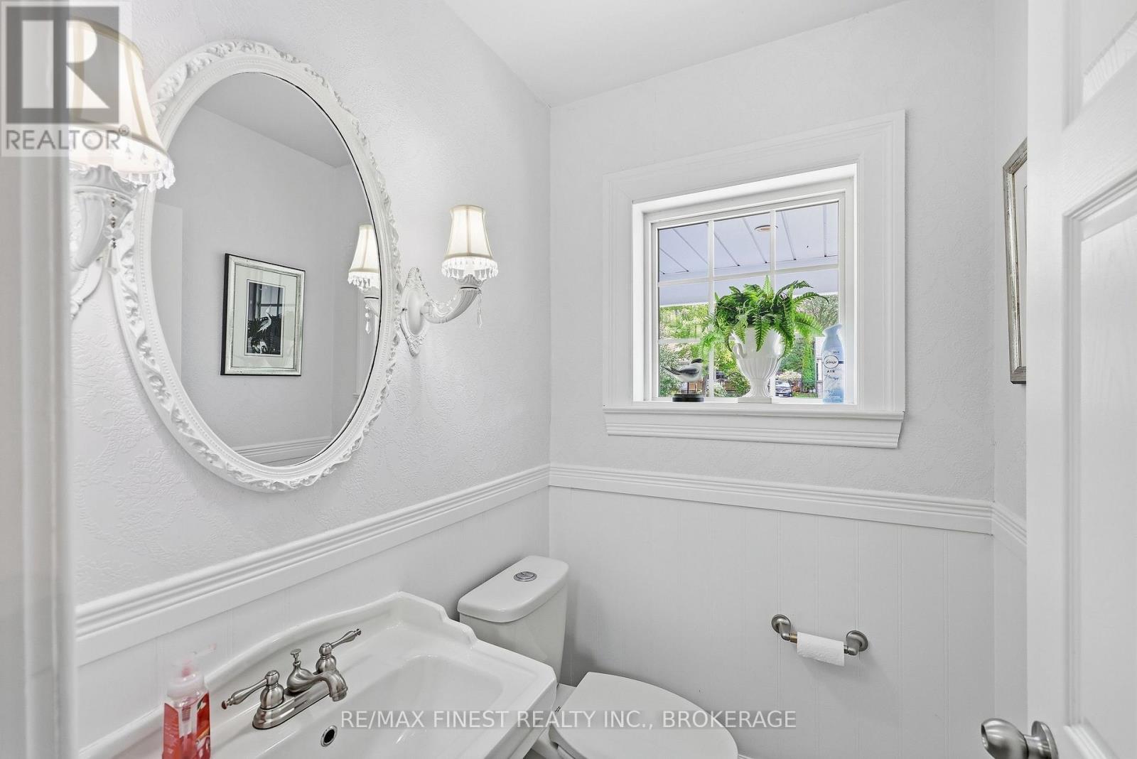 18 STORMONT AVENUE - Image 23