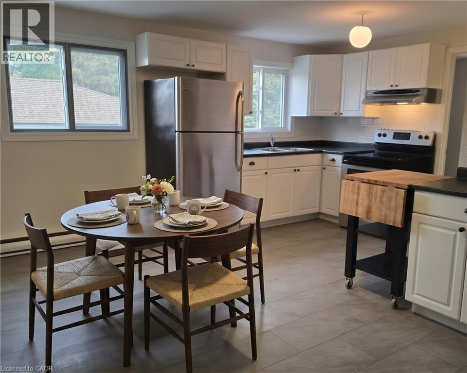 33 CAMBRIDGE Street Unit# D — photo 2