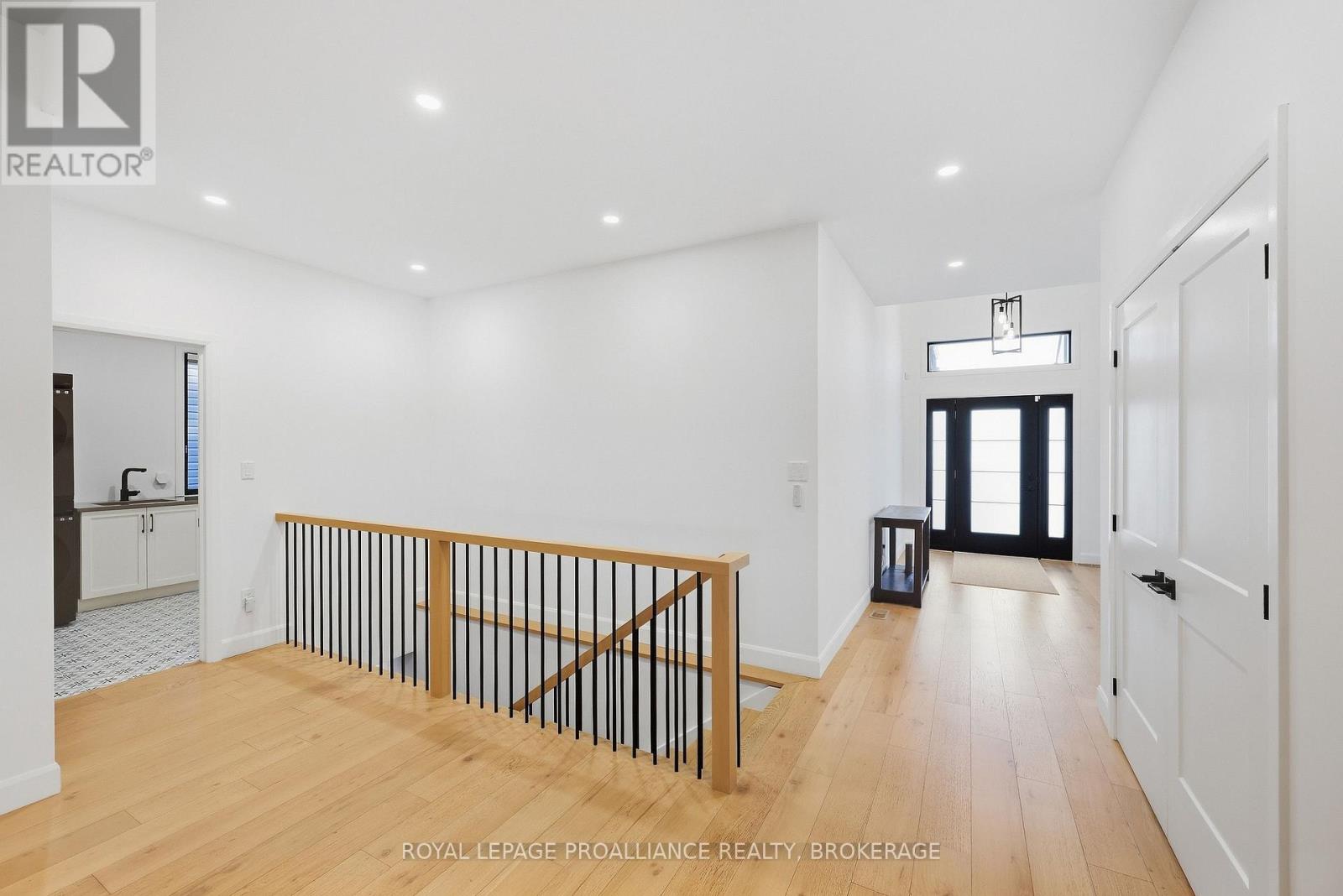 1259 Carfa Crescent — photo 12