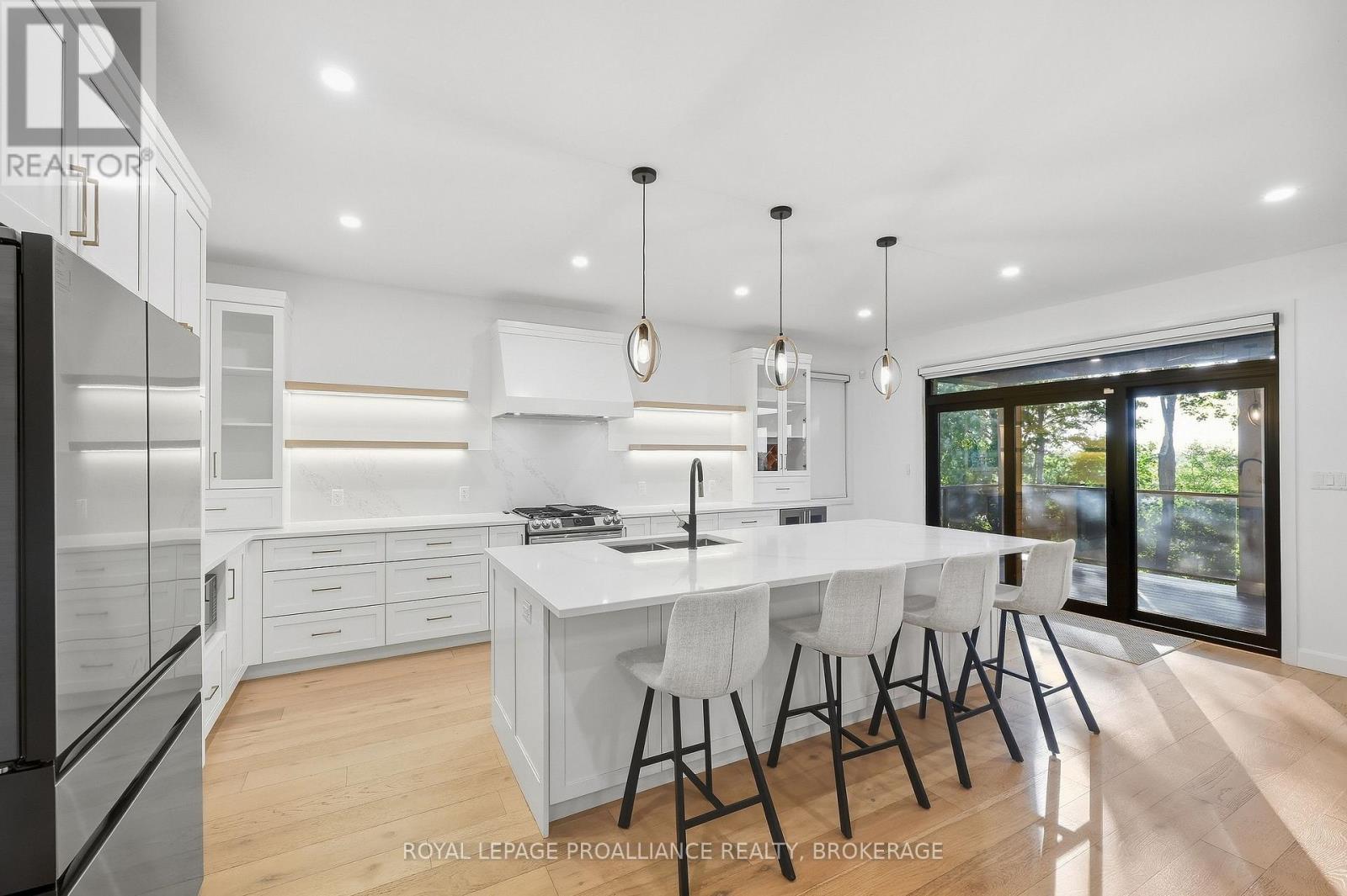 1259 Carfa Crescent — photo 18
