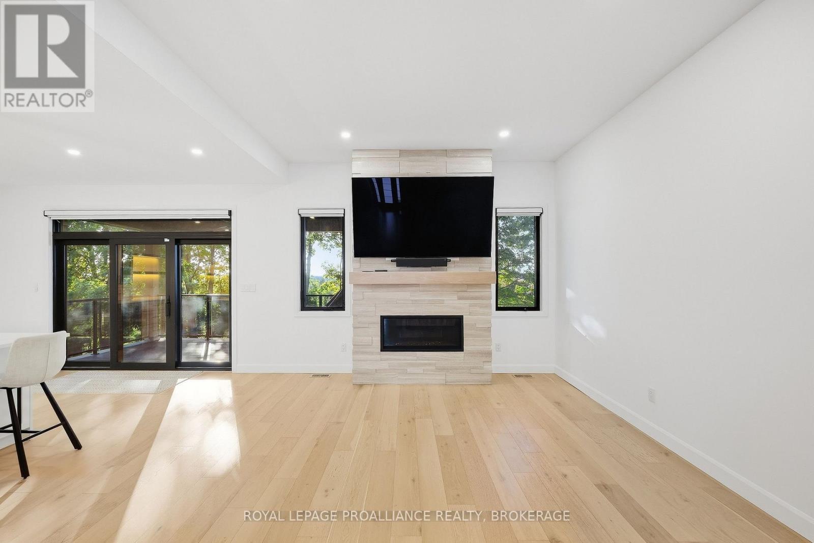 1259 Carfa Crescent — photo 20