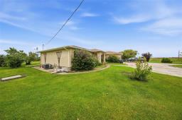 4004 Pipeline Road, West St Paul, MB R4A8A1 Photo 16