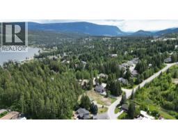 2902 Cedar Drive, Blind Bay, BC V0E2W2 Photo 17