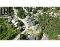 2902 Cedar Drive, Blind Bay, BC V0E2W2 Photo 11