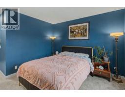 16, 2318 17 Street SE - photo 18