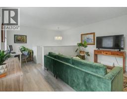 16, 2318 17 Street SE - photo 4