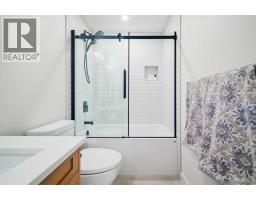 Primary Bedroom - 3224 24a Street Sw, Calgary, AB T3E1W7 Photo 15