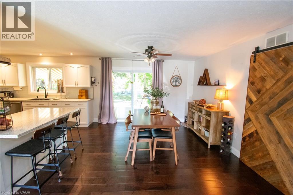 150 Brookfield Boulevard — photo 11