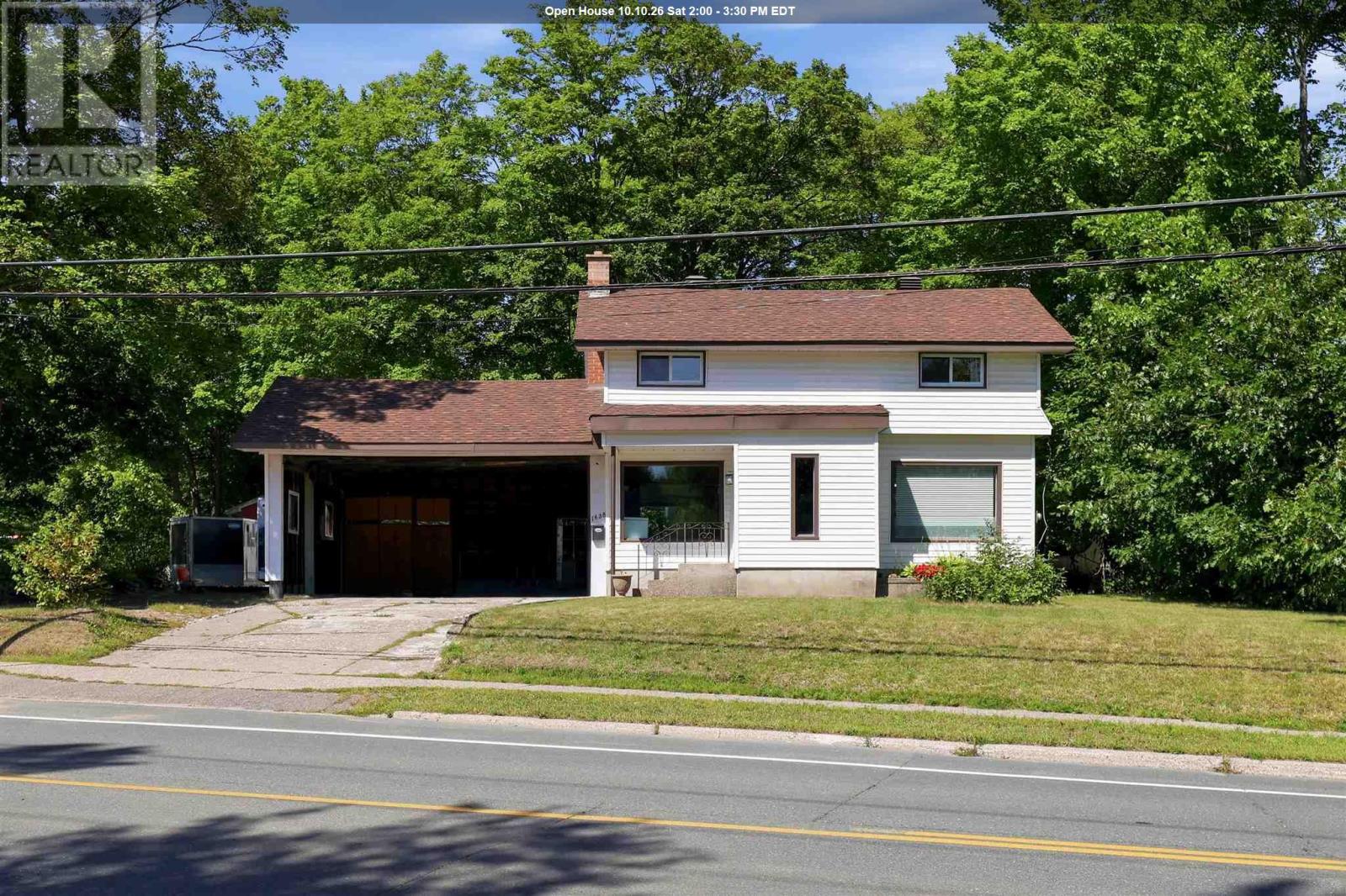 1638 Queen Street E - 1