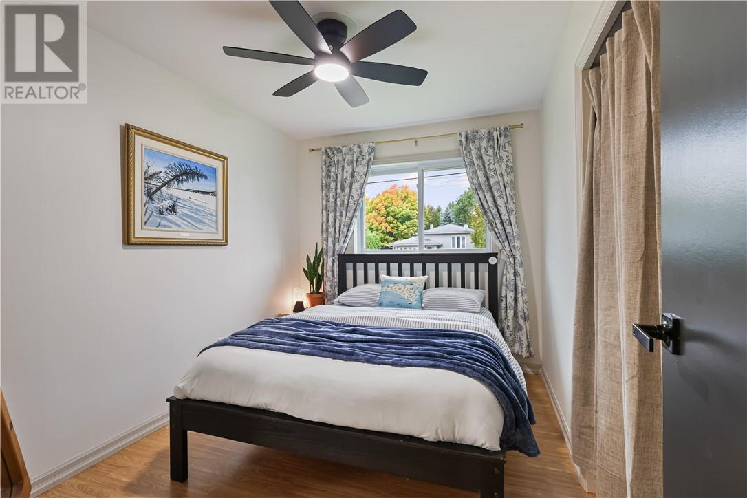 147 THORNE Street - 25