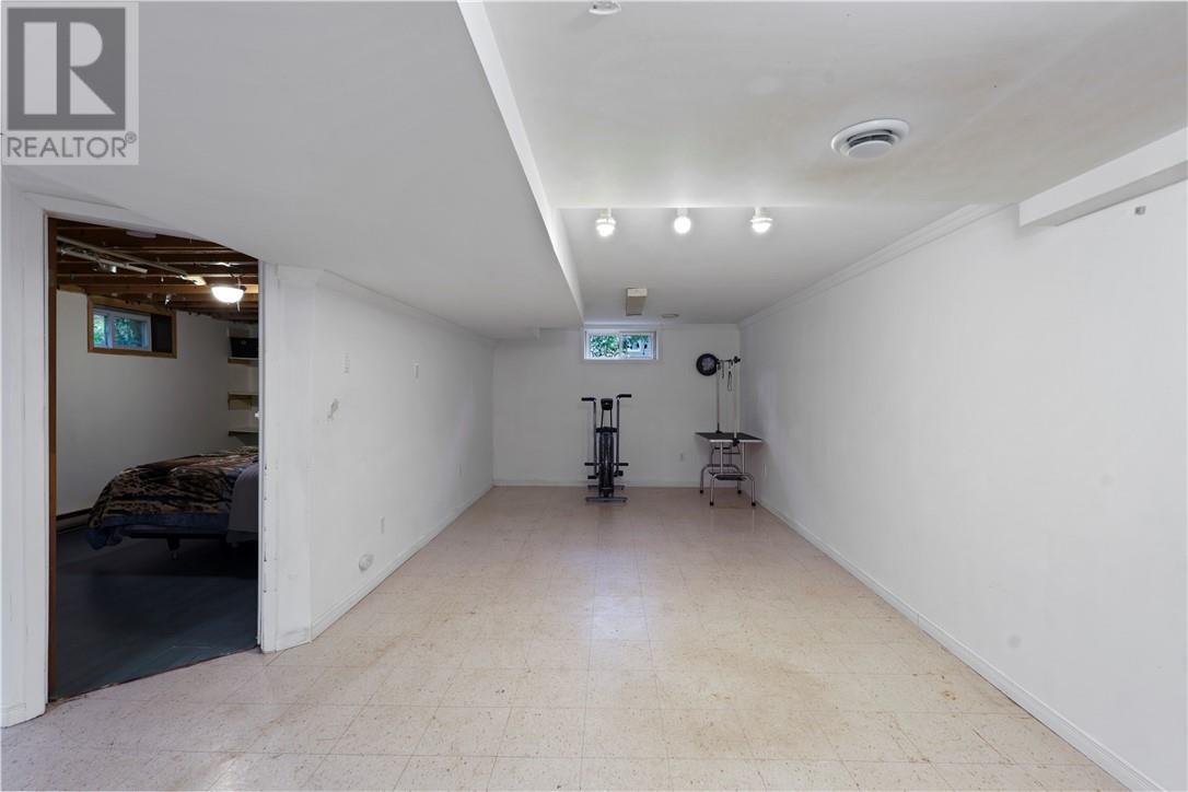 147 THORNE Street - 34