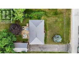 147 Thorne Street, Mindemoya, Manitoulin Island, ON P0P1S0 Photo 11