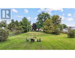 147 Thorne Street, Mindemoya, Manitoulin Island, ON P0P1S0 Photo 6