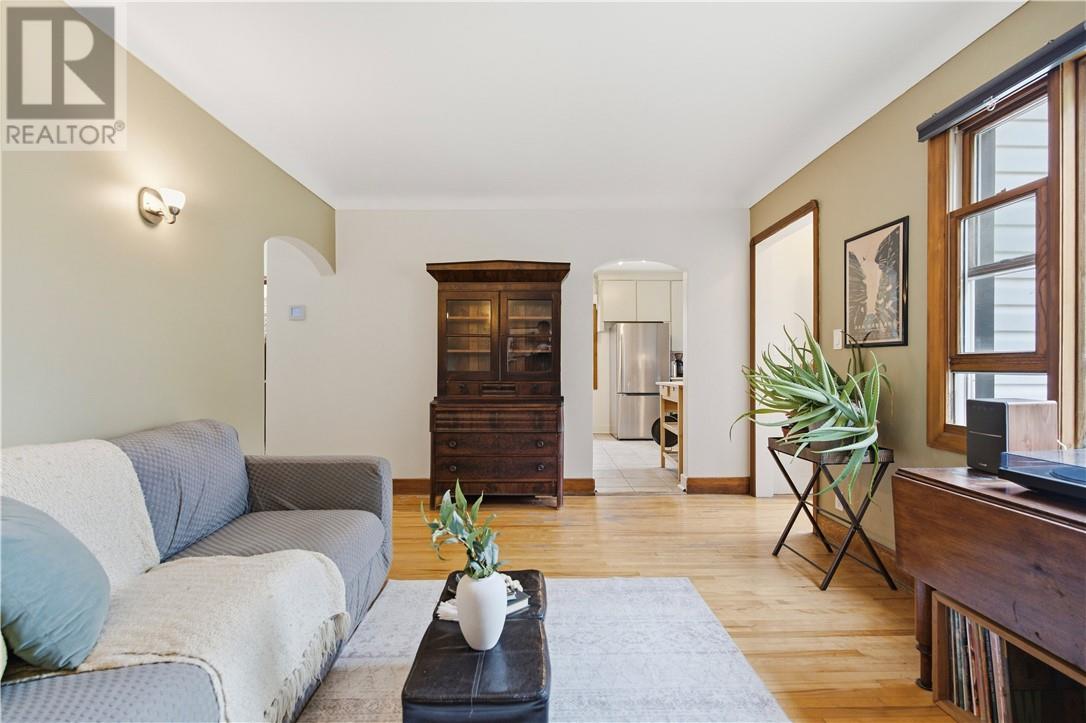 697 Prete Street - 6