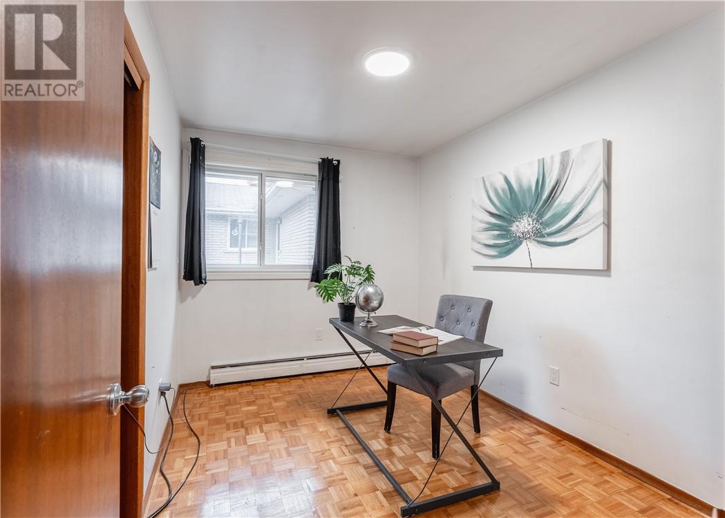 593 Danforth Avenue - Image 17