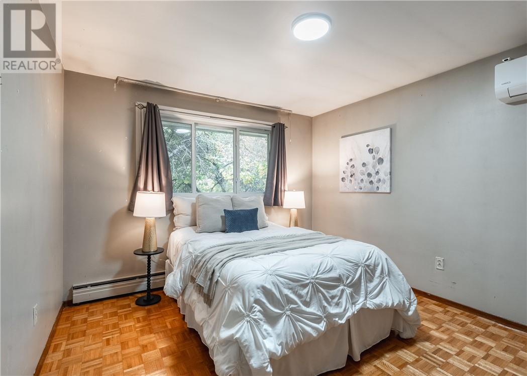 593 Danforth Avenue - Image 18