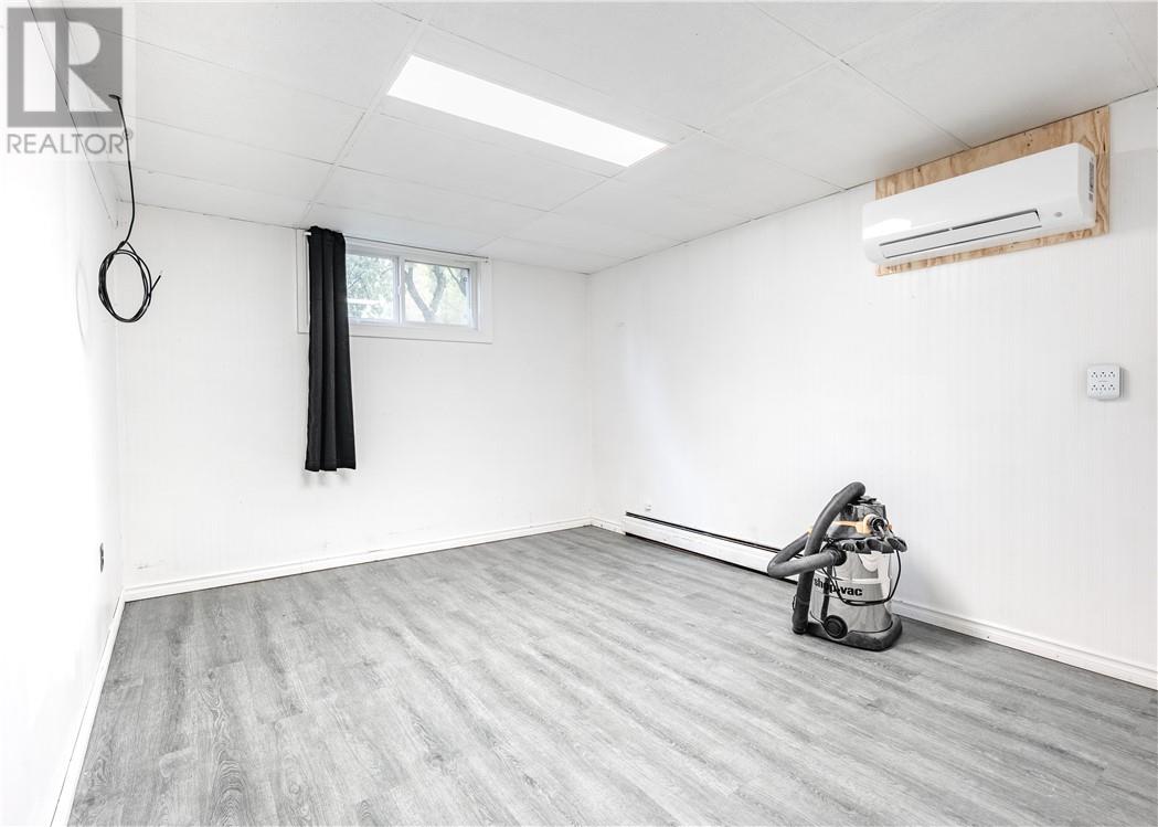 593 Danforth Avenue - Image 24