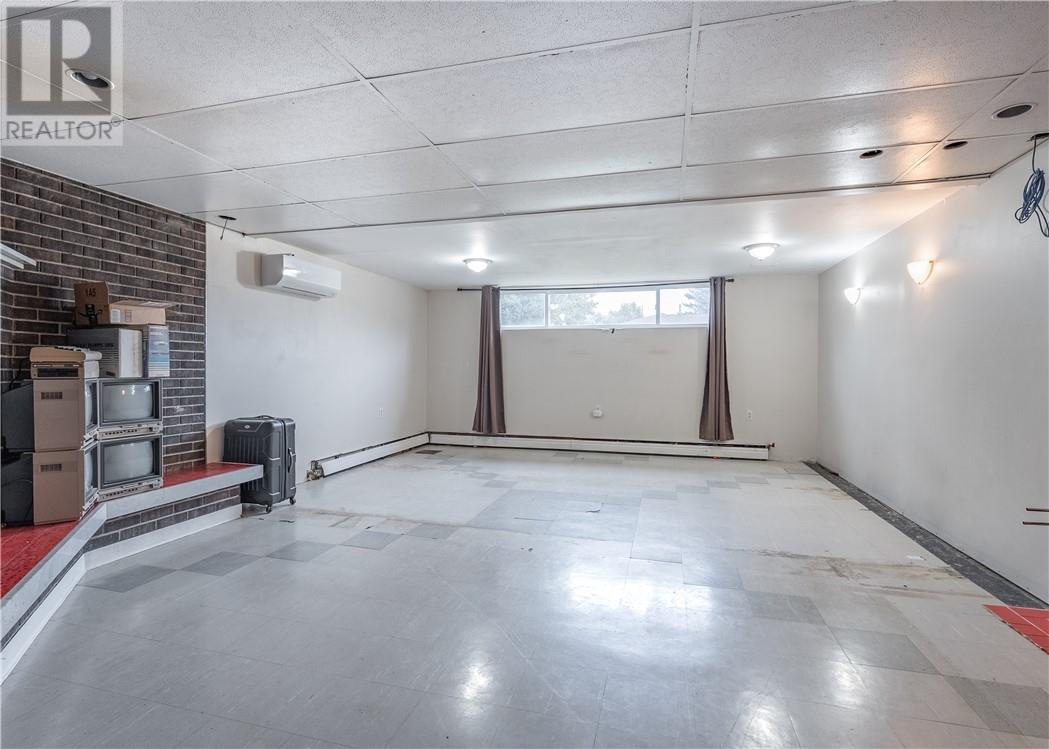 593 Danforth Avenue - Image 25