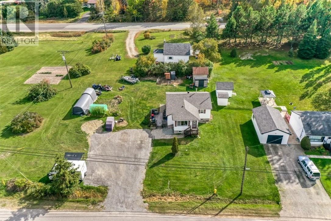 33 Graham Road - Image 26