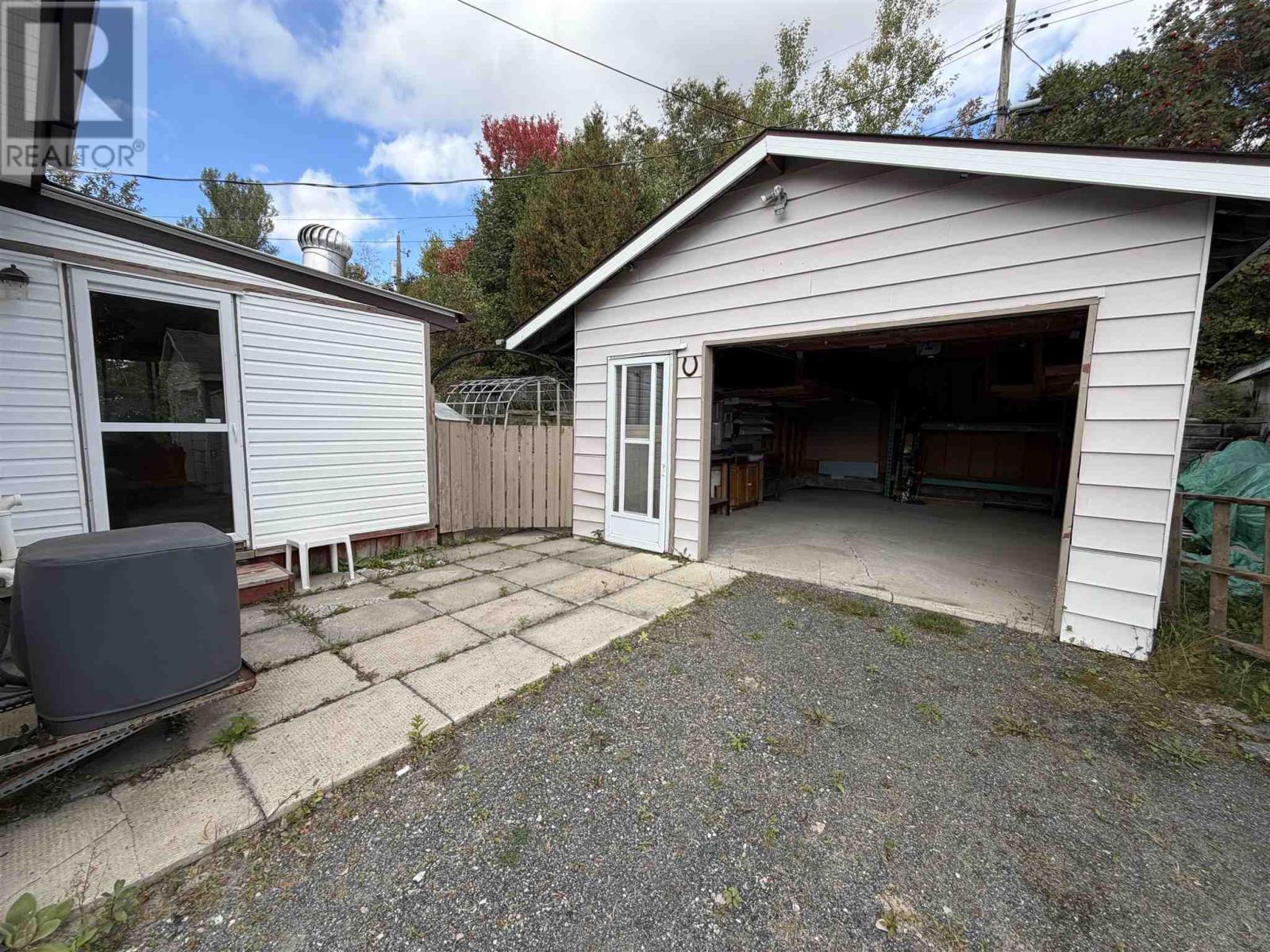 17 Brown RD - Image 27