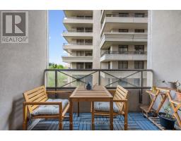 215 - 9255 Jane Street, Vaughan, ON L6A0K1 Photo 13