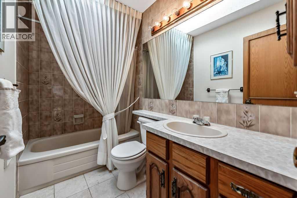 56 Bernard Way NW - 23