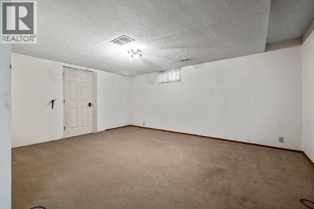 56 Bernard Way NW - 25