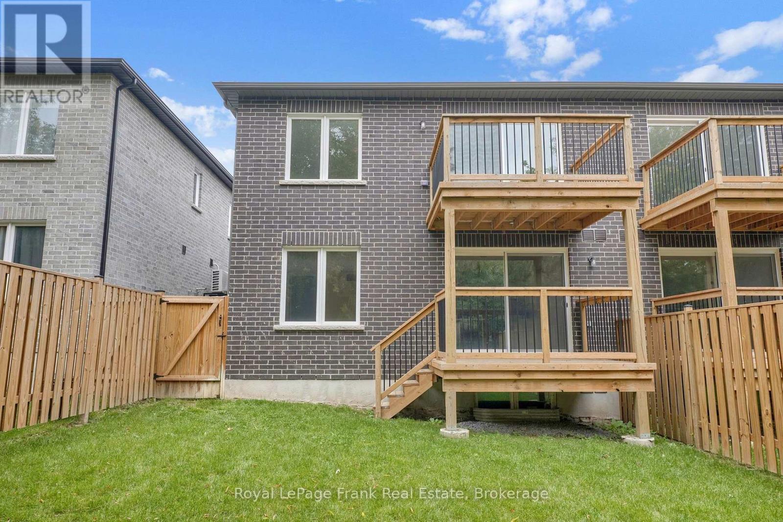 323 Anderson Avenue — photo 36