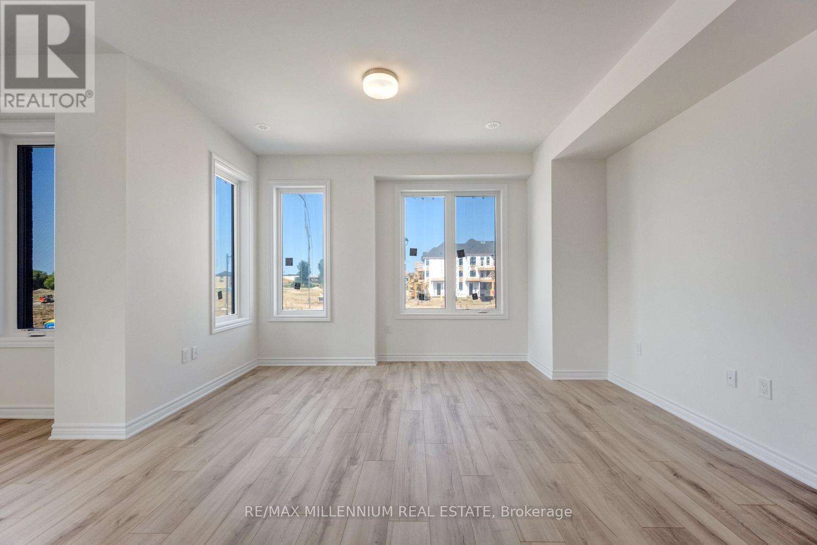 36 Thornbird Crescent — photo 14