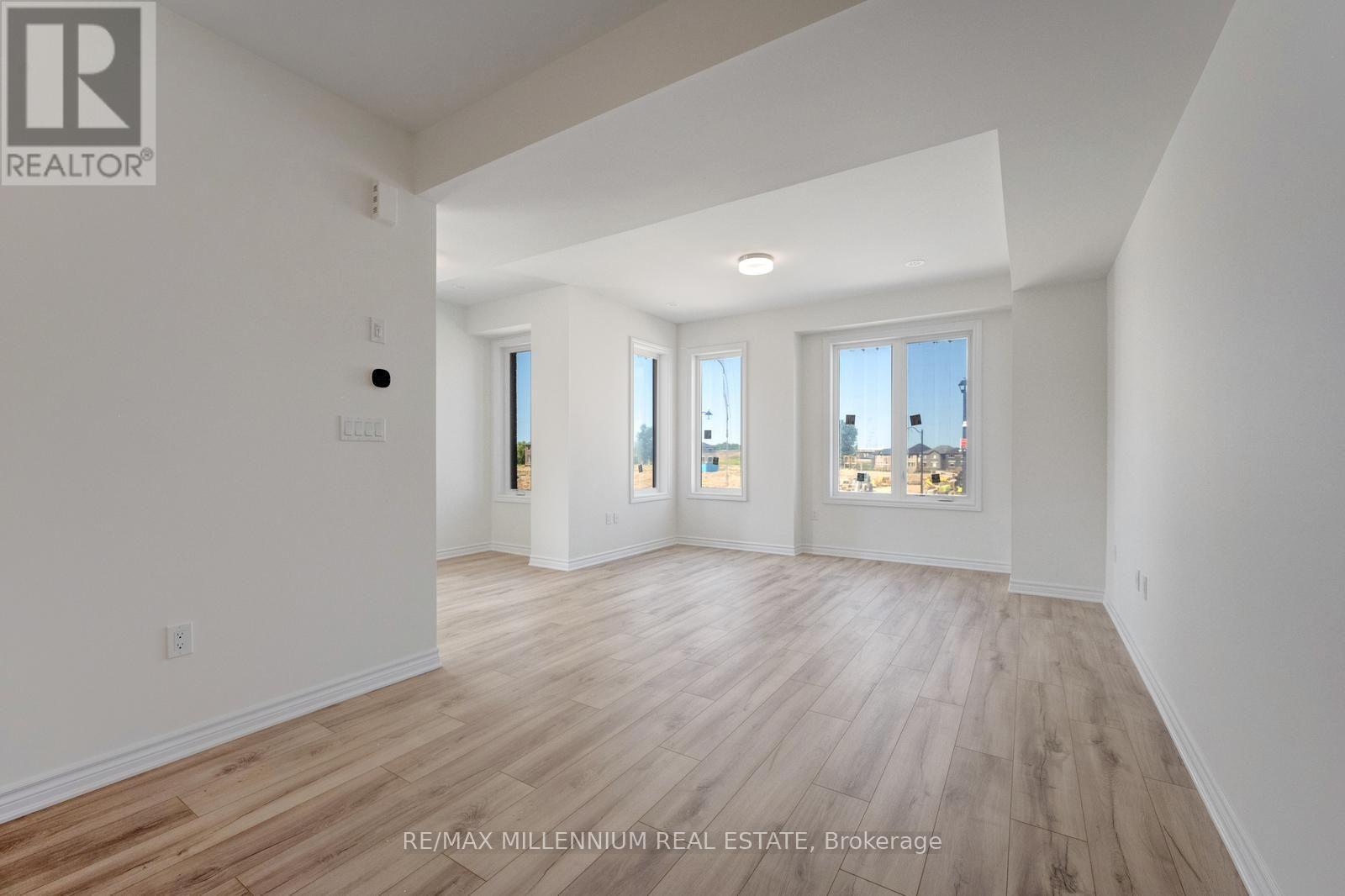 36 Thornbird Crescent — photo 21