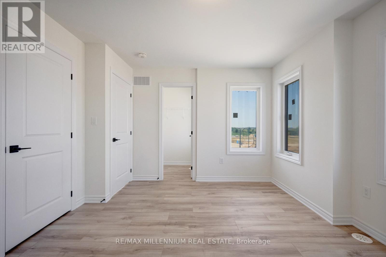 36 Thornbird Crescent — photo 31