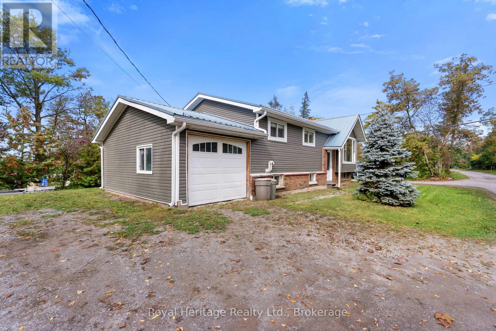 48 Sliverbirch Street, Kawartha Lakes, ON photo 2
